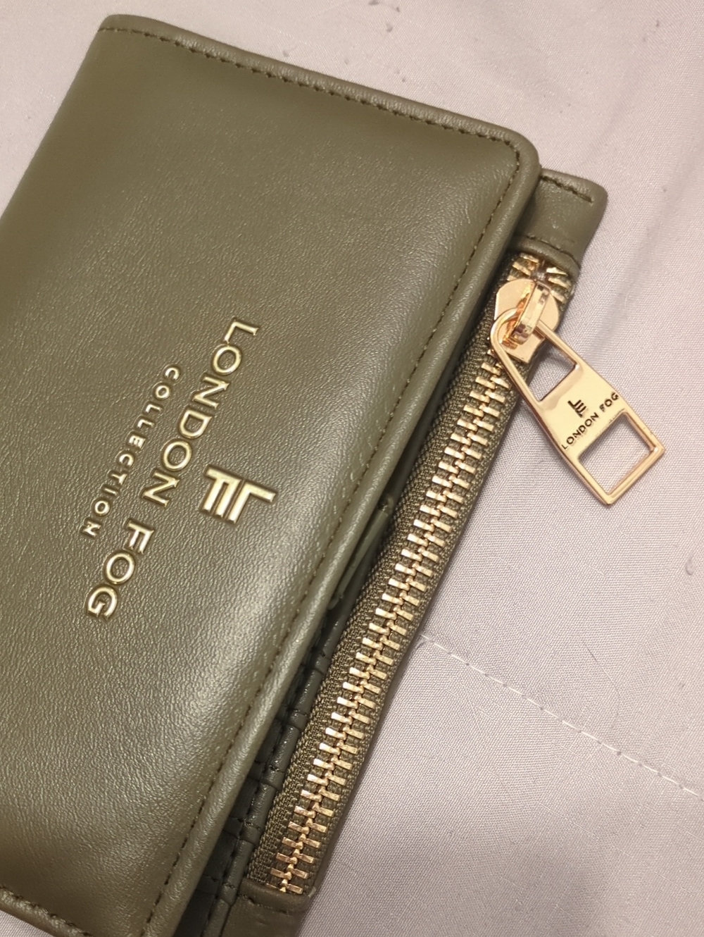 Wallet With Strap - Picture 4 of 4